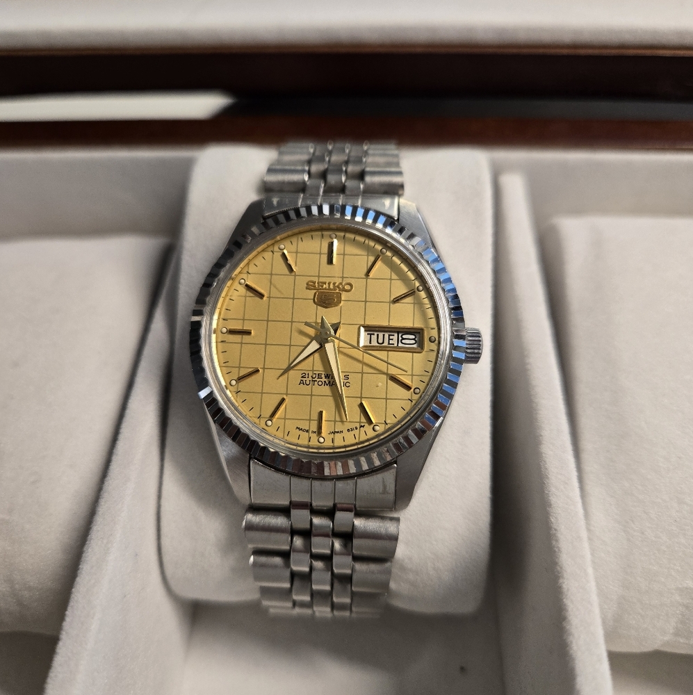 Seiko Men's Stainless Steel Watch with Gold Dial